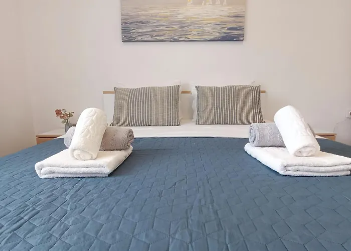 La Bombonera * Starigrad Paklenica