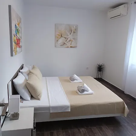 La Bombonera Apartment *